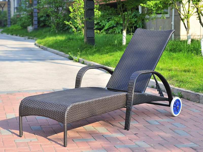 İki tekerlek ile Rattan Lounge, açık hava rattan yatağı, Rattan Recliner Sandalye YQ-RB-410
