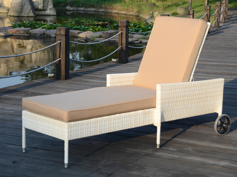 İki tekerlek ile açık rattan salonu, el dokuması rattan gündüz, havuz kenarındaki rattan sandalye yq-rb-426